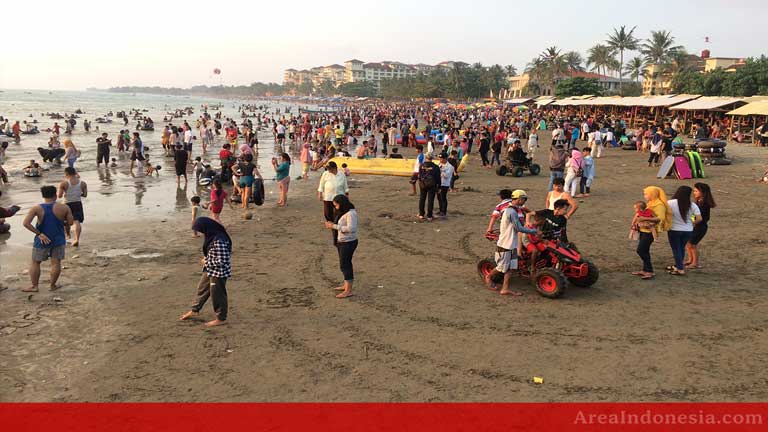 Anyer Beach Tourism and Entertainment Activities